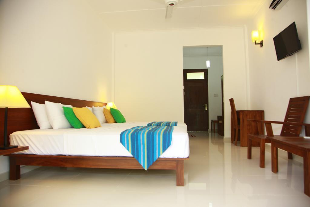 Samwill Holiday Resort Kataragama Bilik gambar
