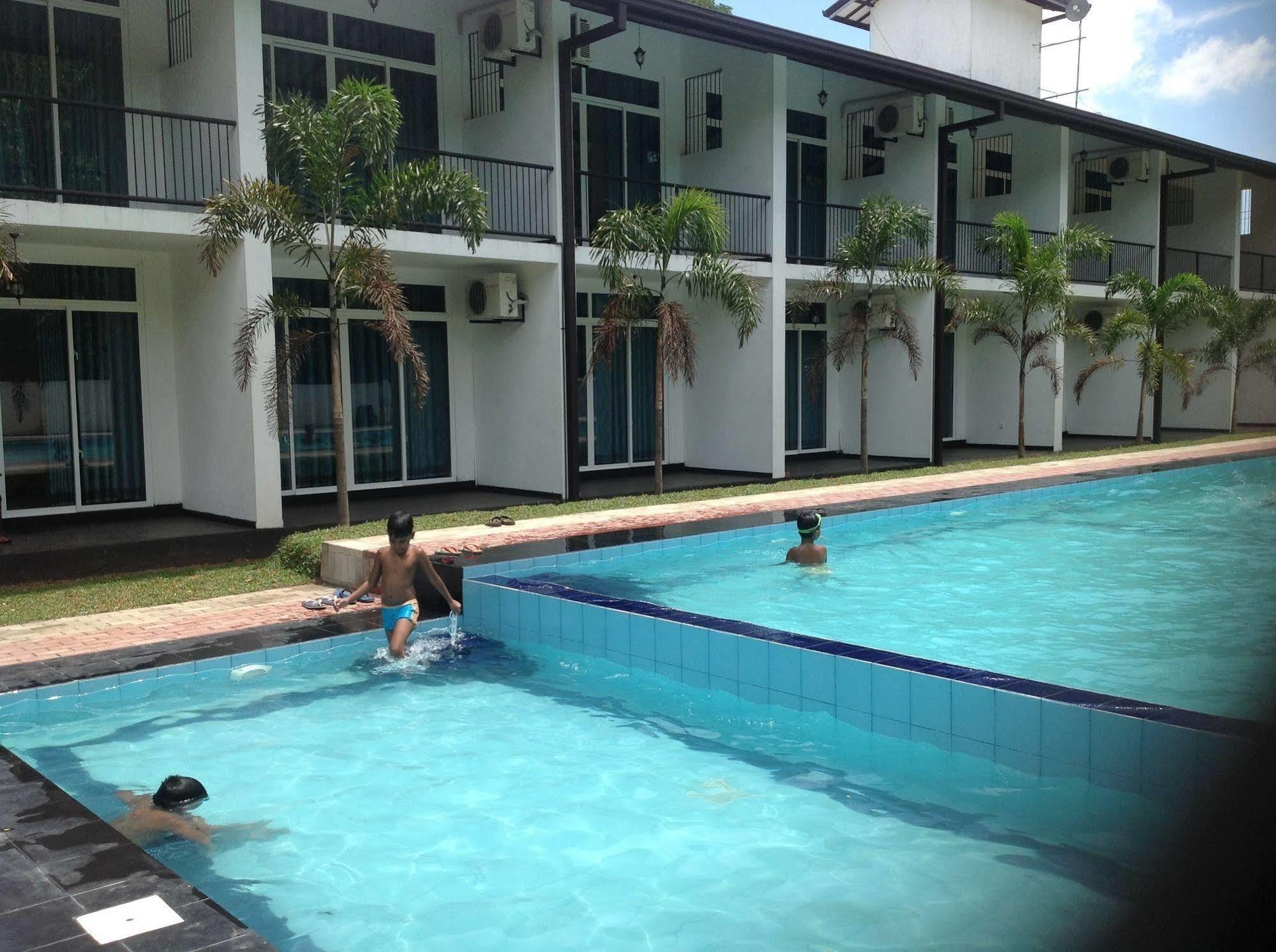 Samwill Holiday Resort Kataragama Luaran gambar